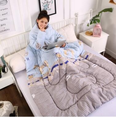 Winterdeken met mouwen voor op de bank en in bed, extra warm