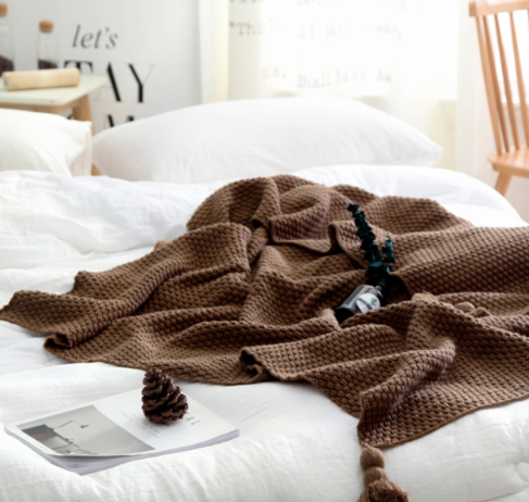 Warmteparadijs Grof gebreide plaid met pompons, Scandinavische stijl