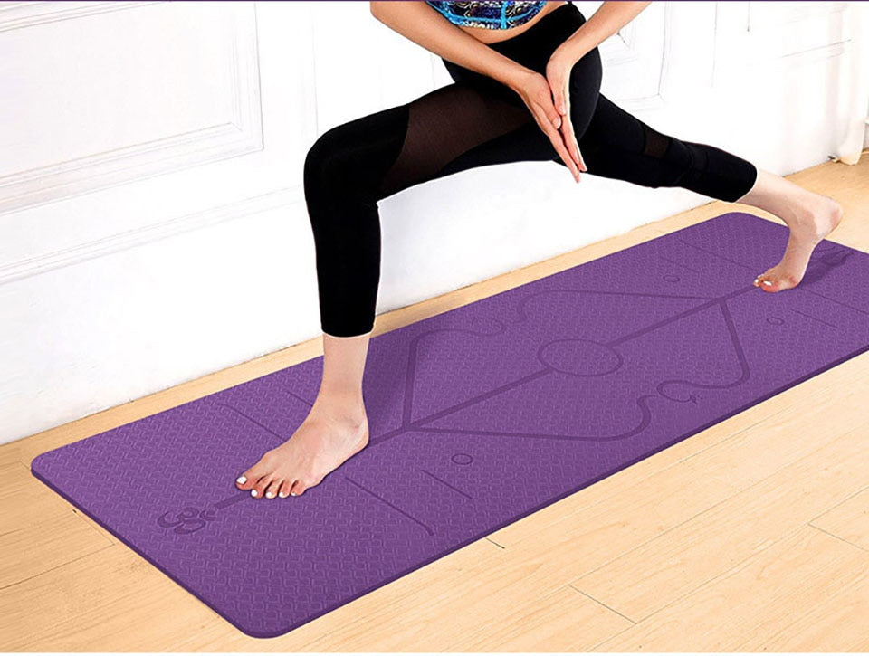 Yogamat met uitlijningslijnen