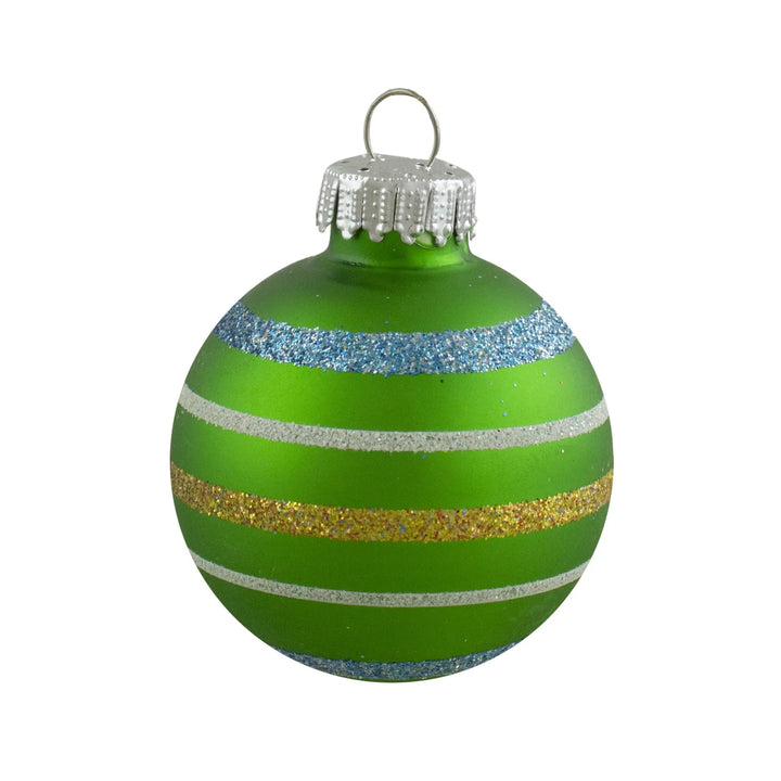 Tien gekleurde matglazen kerstballen