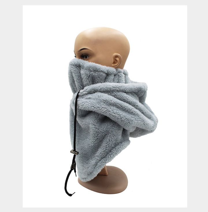 Pluche bivakmuts met nekwarmer