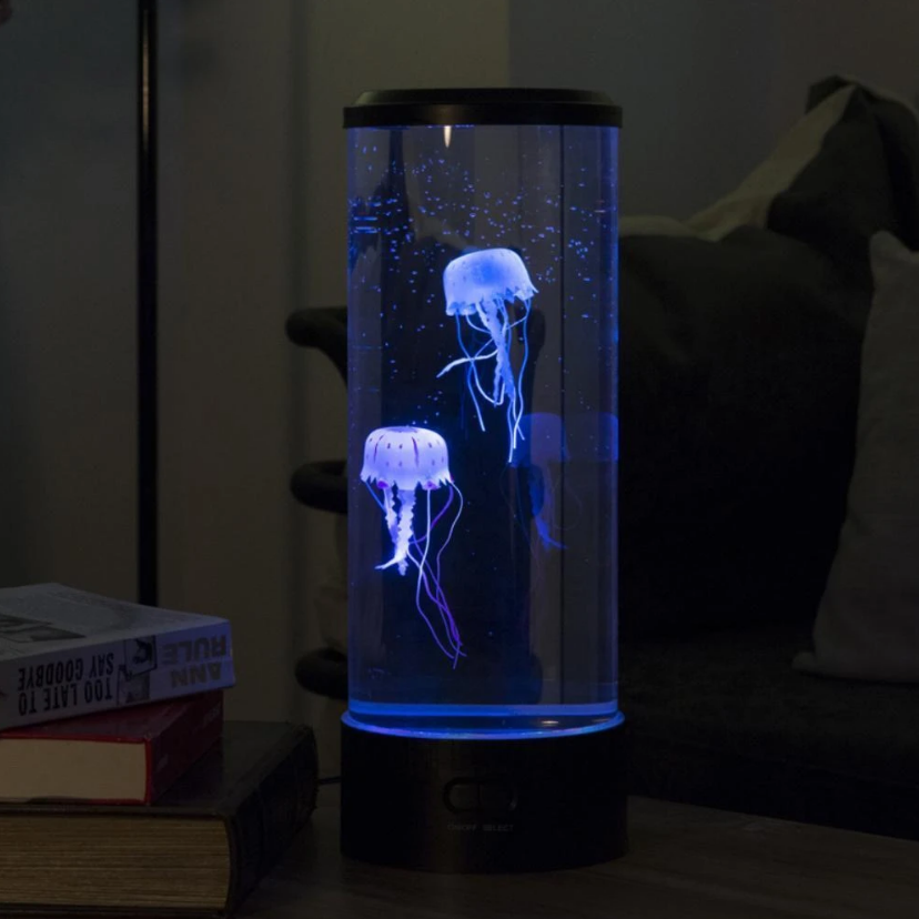 Zwarte kwallenlamp met gekleurd verlichte kwallen