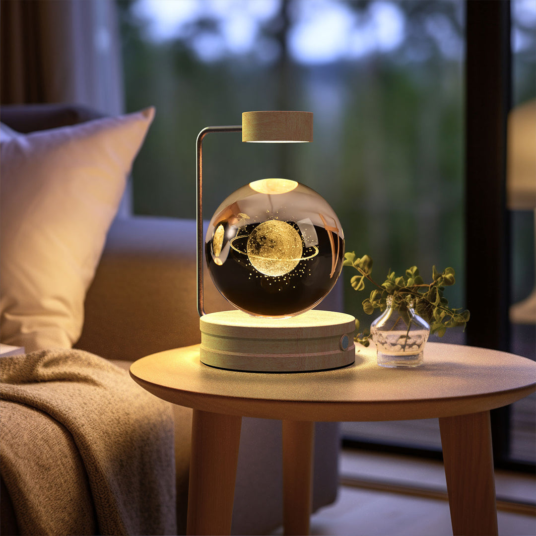 Kristallen bol met 3D gravure op houten voet