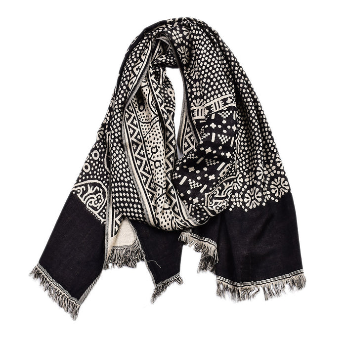 Warmteparadijs Jacquard sjaal met etnisch patroon en franjes