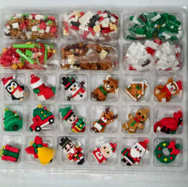 Adventskalender met mini kerstornamenten van bouwstenen
