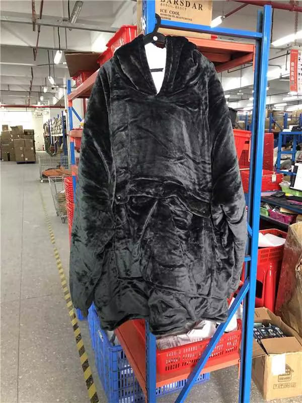 Verwarmde hoodie deken met USB – sherpa met grote warmtezone