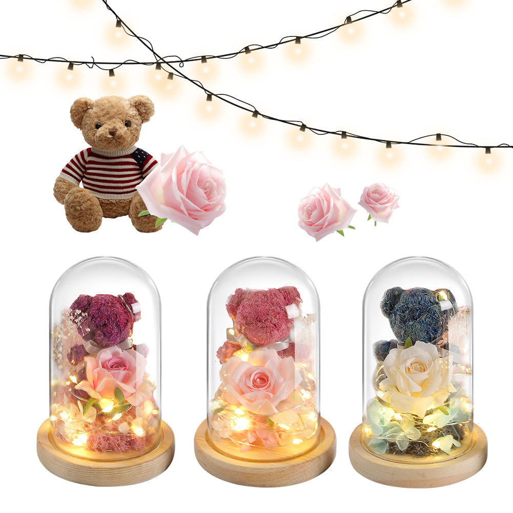 Beertje met eeuwige roos onder stolp met warm ledlicht