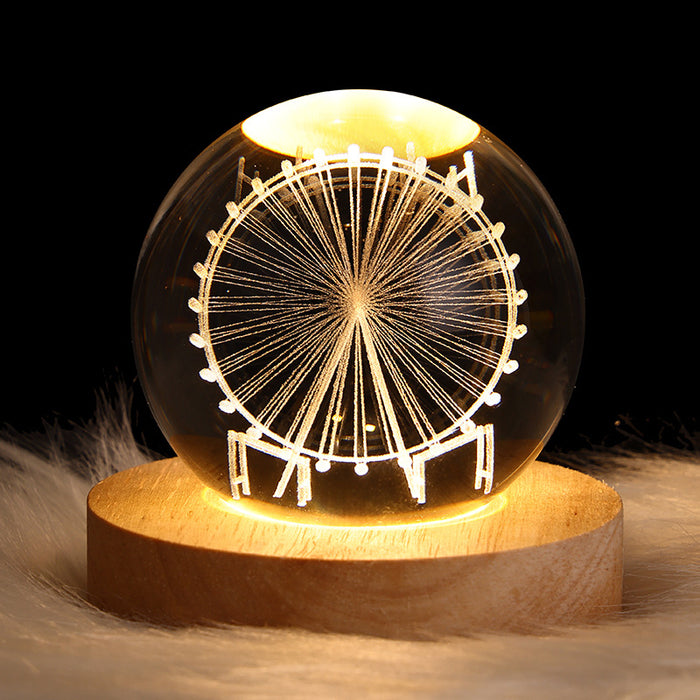 Warmteparadijs Kristallen bol lamp met 3D-gravure op houten voet