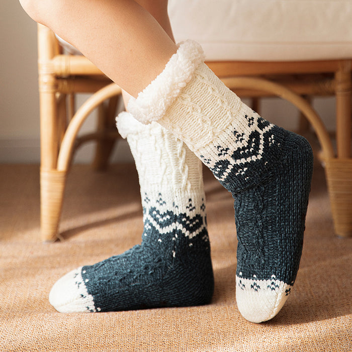 Warmteparadijs Pluche huissokken met hartjes en antislip noppen