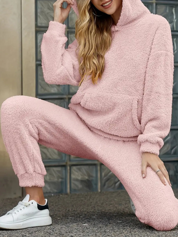 Warmteparadijs Pluche huispak met capuchon en elastische broek