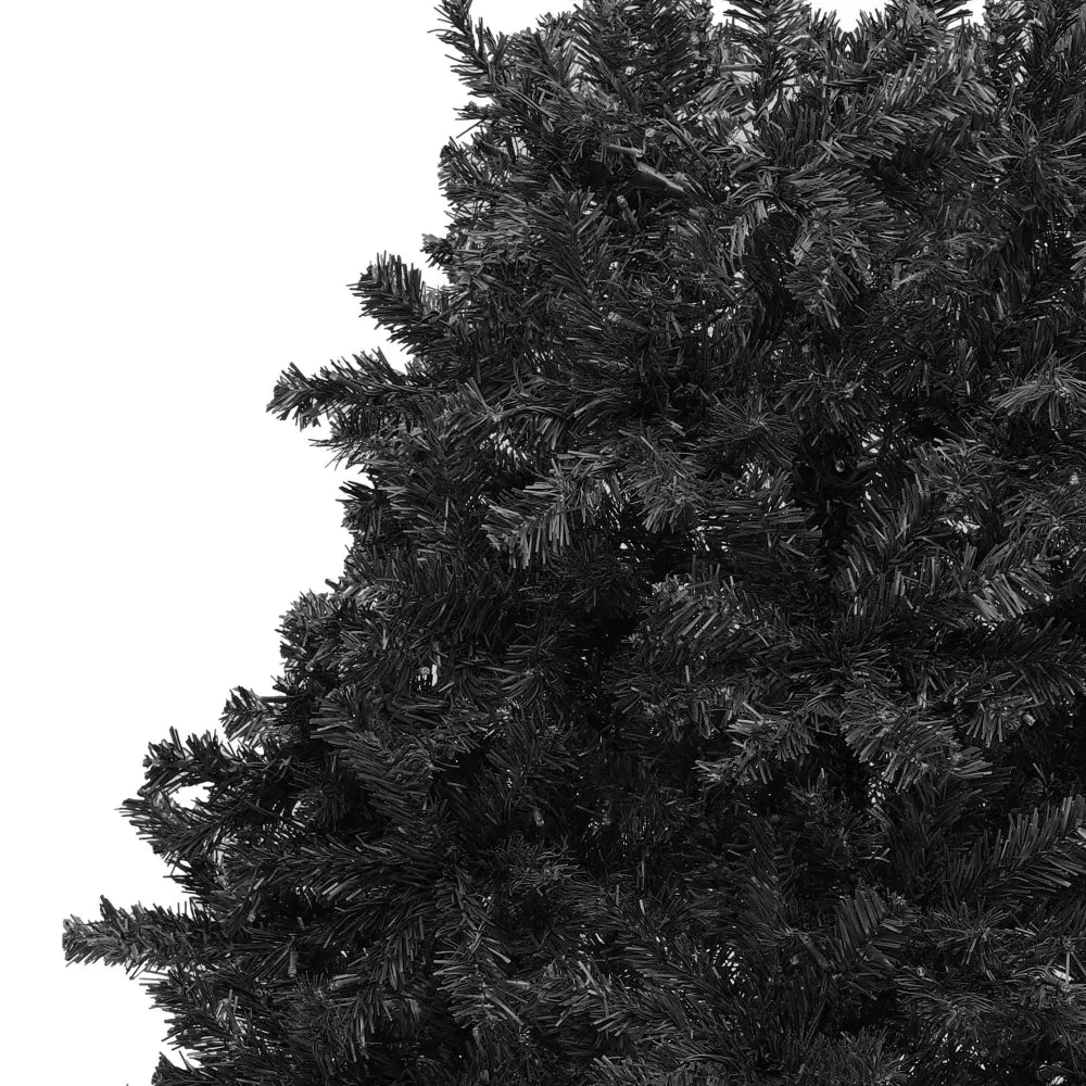 Volle zwarte kunstkerstboom