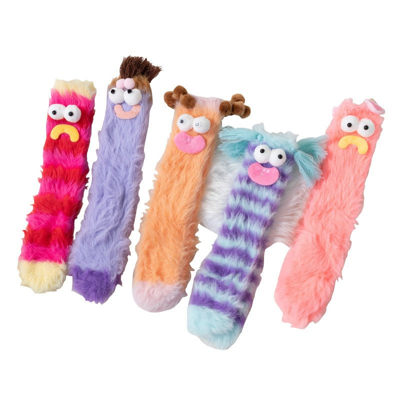 Pluizige sokken met monstergezicht