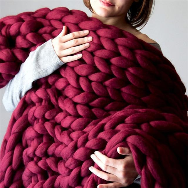 Warmteparadijs™ Handgemaakte grofgebreide plaid – zacht en warm voor de bank